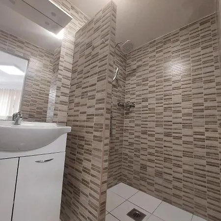 Delta Apartment Balatonfured