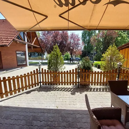 Delta Apartment Balatonfured